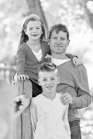LeonFamily-012bw